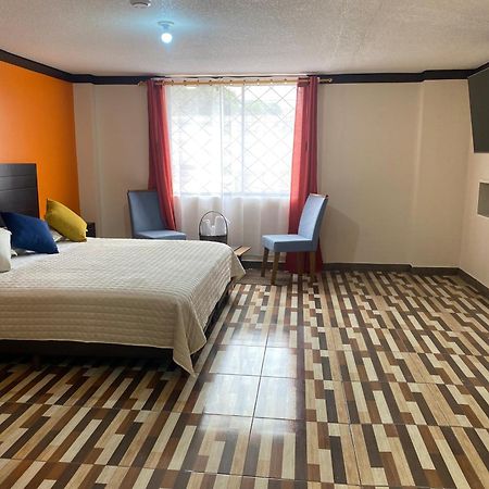 Hostal Guayllabamba Кито Экстерьер фото